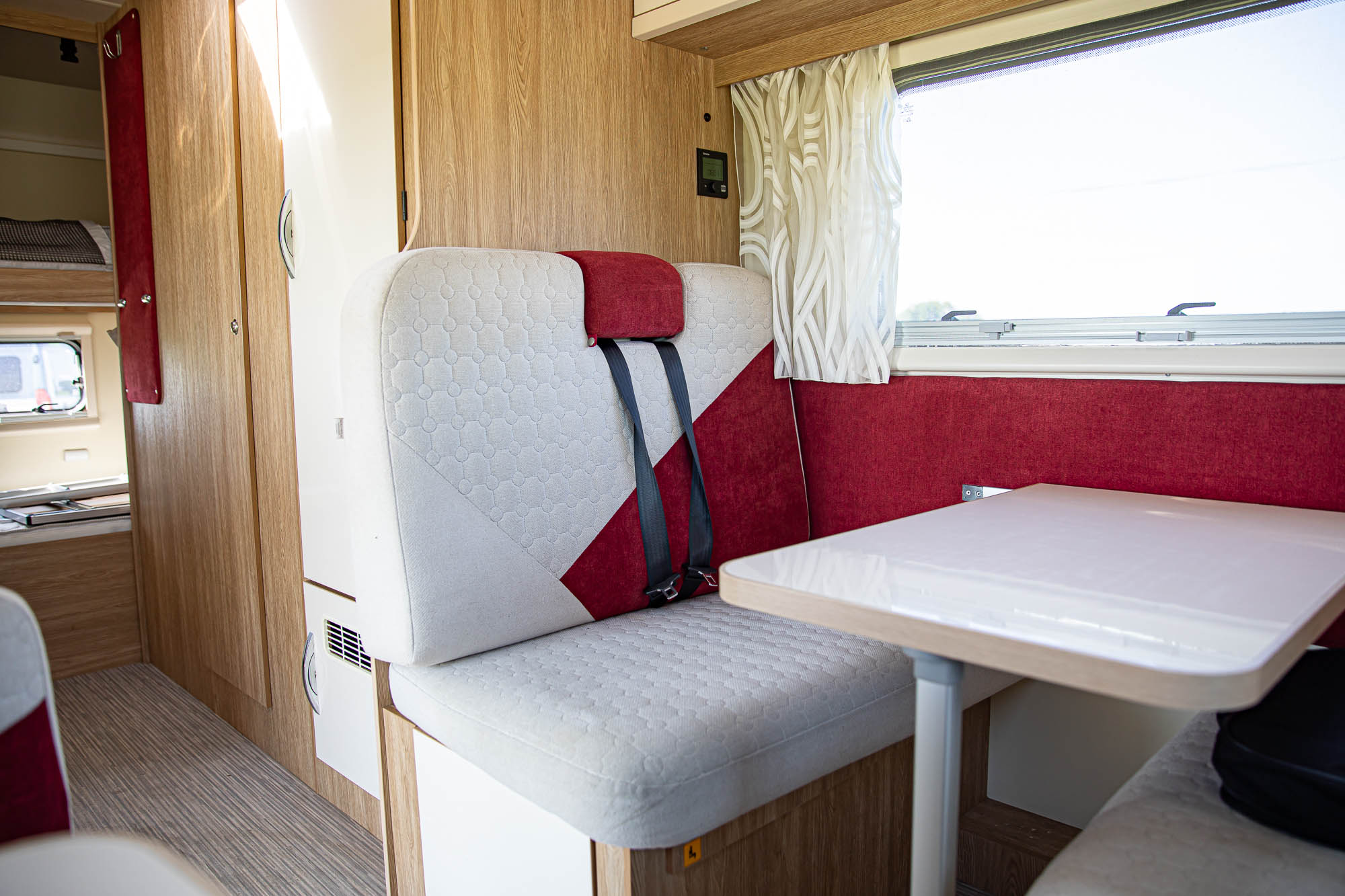 camper-huren-groesbeek-nijmegen-ducato-rimor-seal-9-camper-huren
