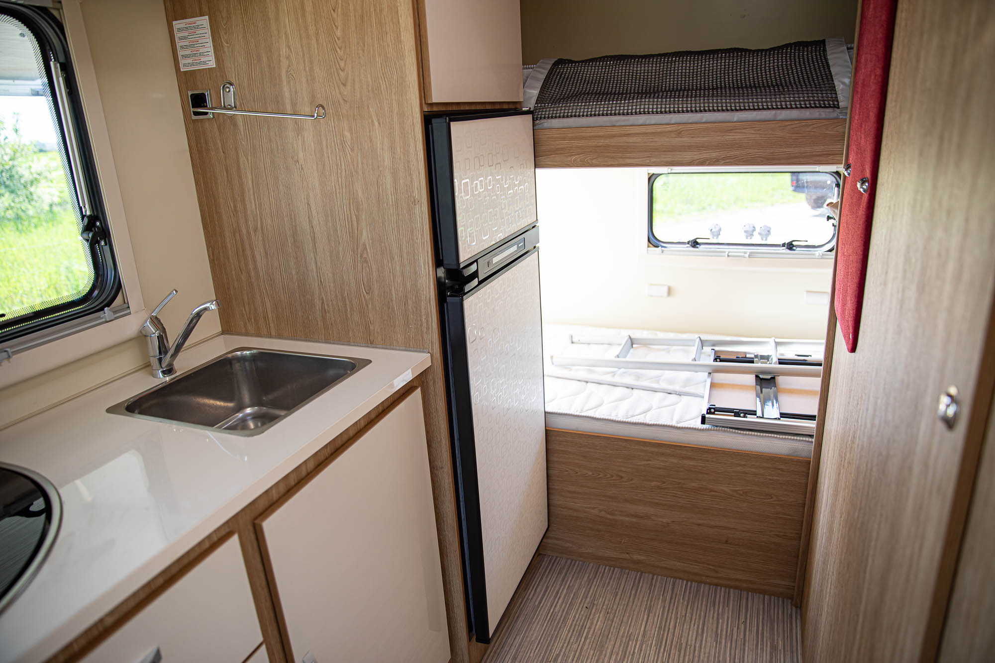 camper-huren-groesbeek-nijmegen-ducato-rimor-seal-9-camper-huren